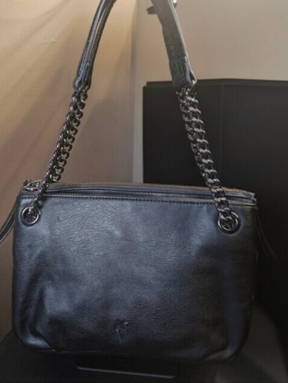 Simply Vera Vera Wang Black Leather Shoulder Bag With Chain Straps- The Brent
